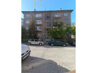 KONEVİ MAHALLESİNDE İÇİ FULL YAPILI ARAKAT 3+1 DAİRE