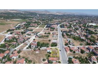 KONYA / MERAM / KARAHÜYÜK TE 629 m² VİLLALIK İMARLI ARSA