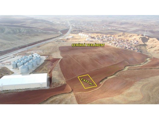 KIRIKKALE DELİCE ÇERİKLİ YERLİKENTDE 1.477 M2 15 KATA İMARLI ARSA