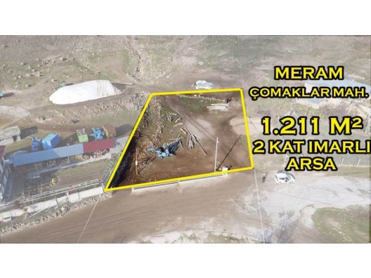 MERAM ÇOMAKLAR DA 2 KATA İMARLI ARSA